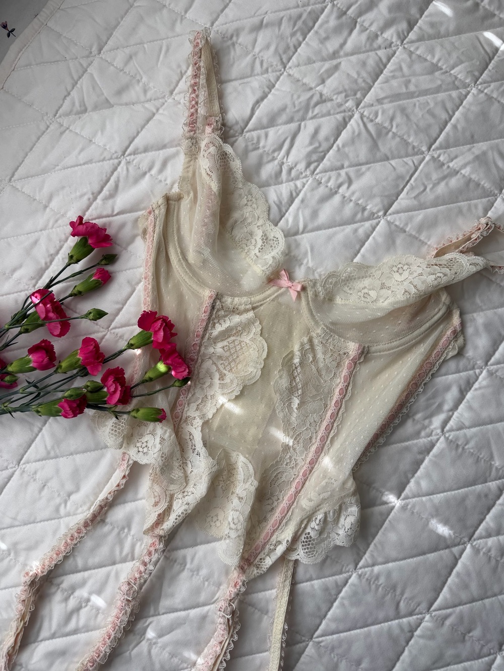 Jezebel Renee of Hollywood Estimated XS
Romantic Coquette feminine corset top